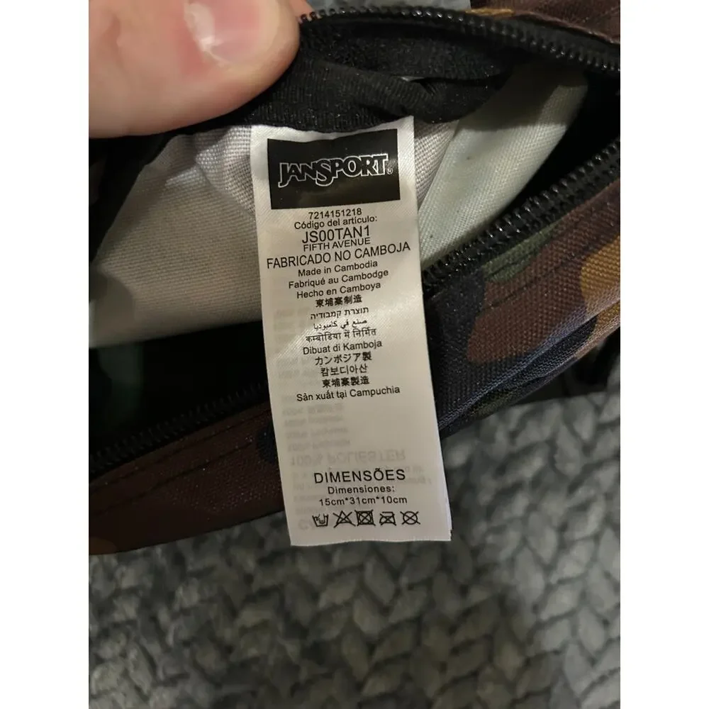 Jansport Camo Fifth Avenue Fanny Pack Waist Sling Shoulder